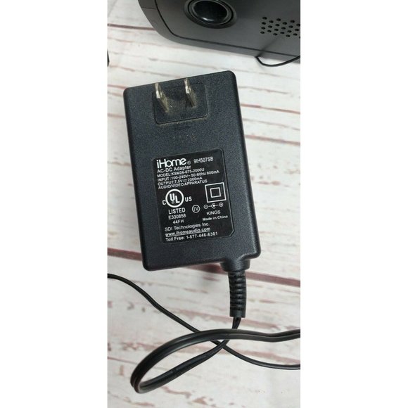 iHome Model Ip90 am/FM alarm Clock Radio For IPhones Docking Station - Picture 9 of 11